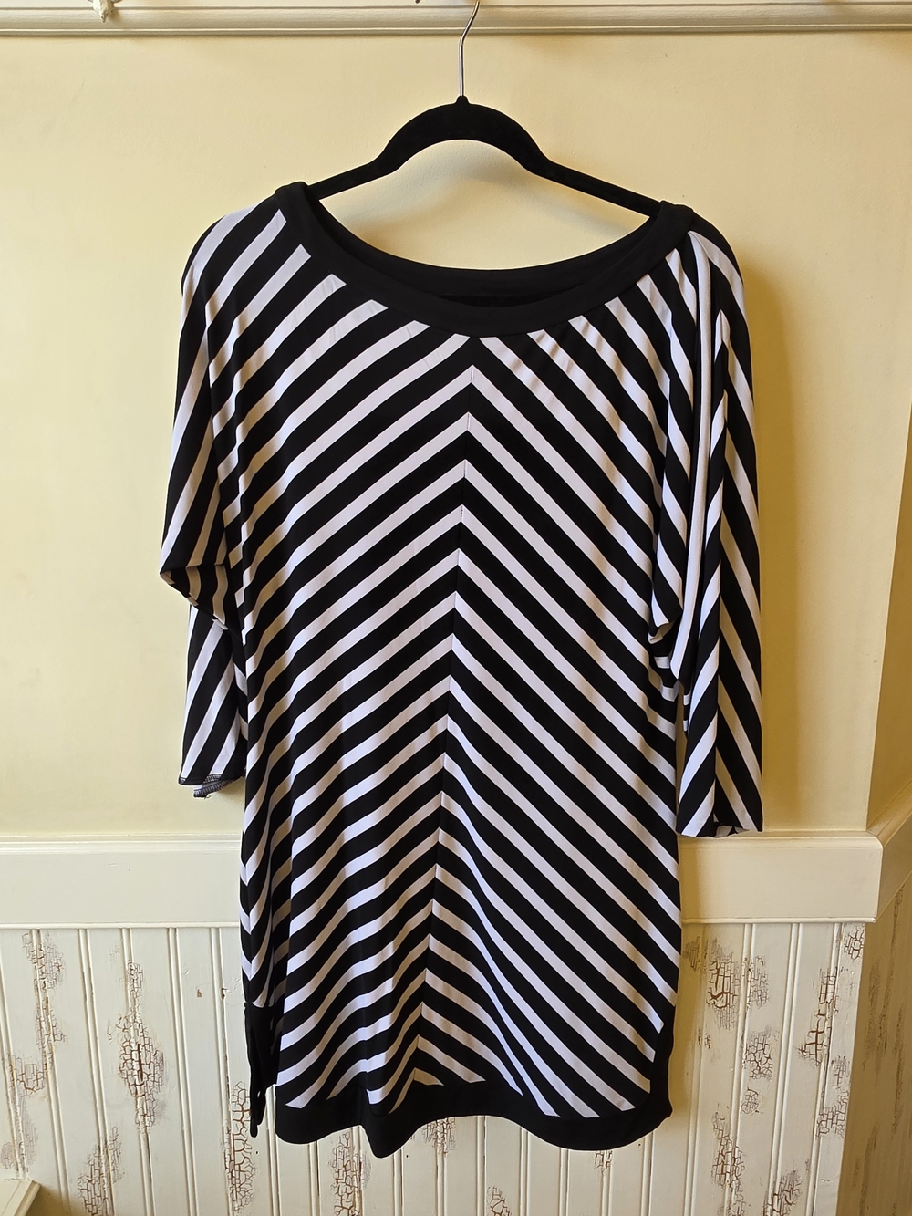 White House Black Market Black & White Diagonal Stripe Tunic Dress